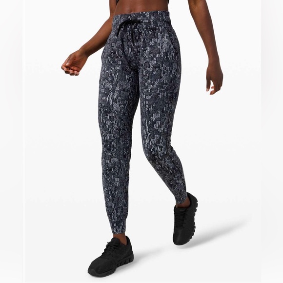 Lululemon Ready to Rulu HR Joggers - Picture 1 of 6